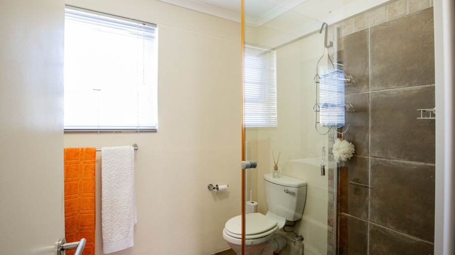 To Let 3 Bedroom Property for Rent in Claremont Upper Western Cape